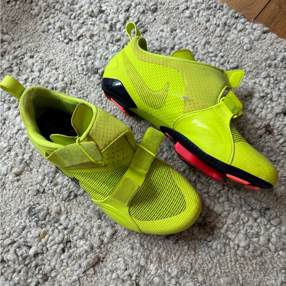 Nike Women’s Cycling Shoes Neon Yellow
